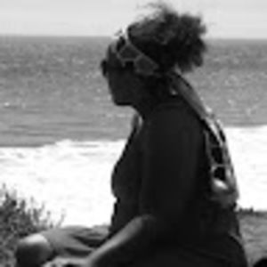 Meet your Posher, Ebony